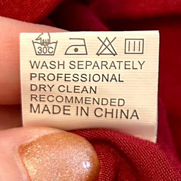 Women’s Burgundy Top, NEVER WORN, Size Small - Picture 8 of 8